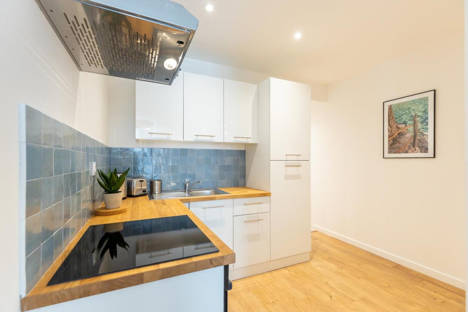 T3 Cocoon 3Min From The Vieux Port | By Airnest Apartment Marseille Ngoại thất bức ảnh